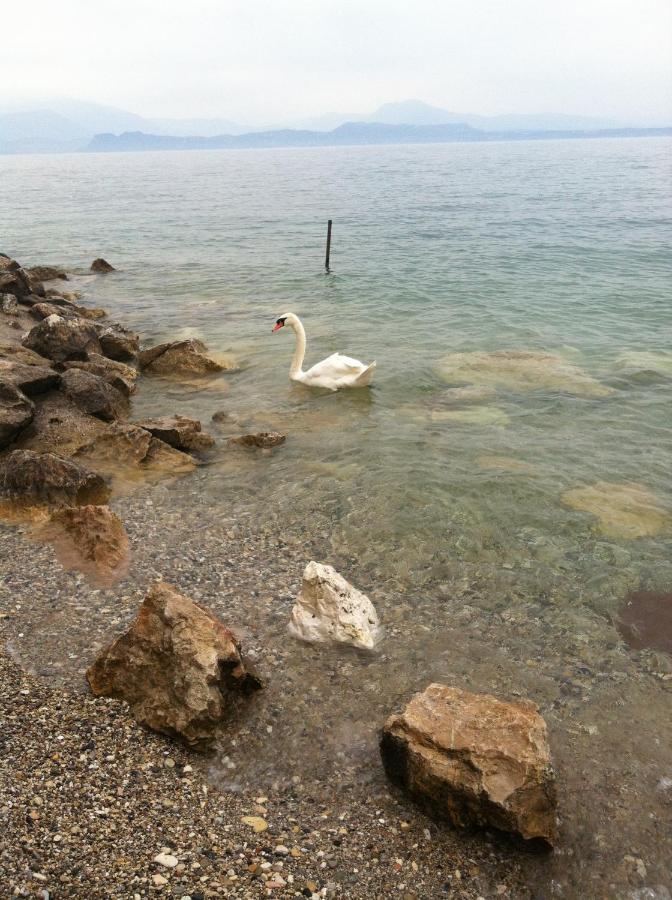 Casa Caterina Lake View Holidays Apartments Peschiera del Garda Buitenkant foto
