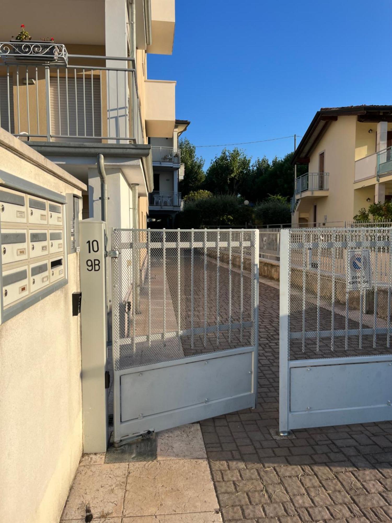 Casa Caterina Lake View Holidays Apartments Peschiera del Garda Buitenkant foto